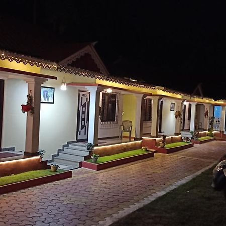 Viswamurti Resorts Chālsa Exteriér fotografie